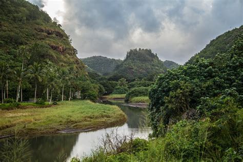 history of waimea valley.